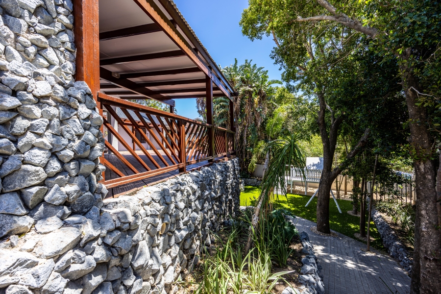 4 Bedroom Property for Sale in Blue Bend Eastern Cape